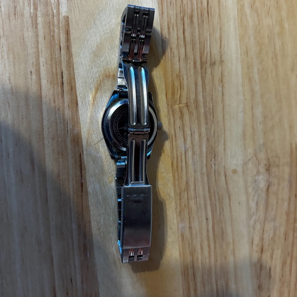 Vintage Milano quartz stainless steel wrist watch NWT - Picture 5 of 6